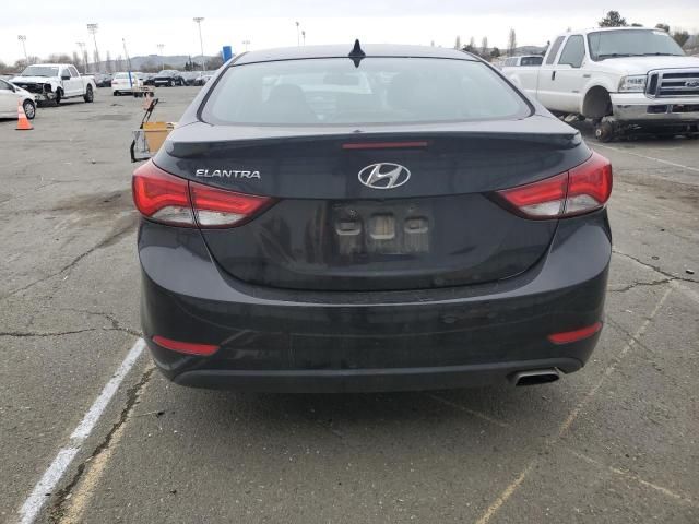 2015 Hyundai Elantra SE