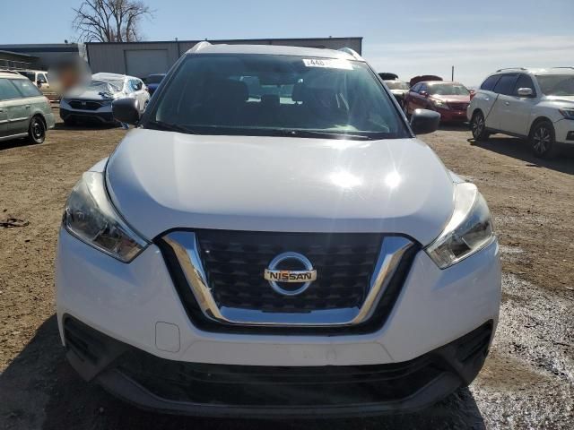 2019 Nissan Kicks S