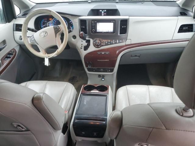 2013 Toyota Sienna XLE