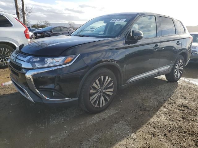 2019 Mitsubishi Outlander SE