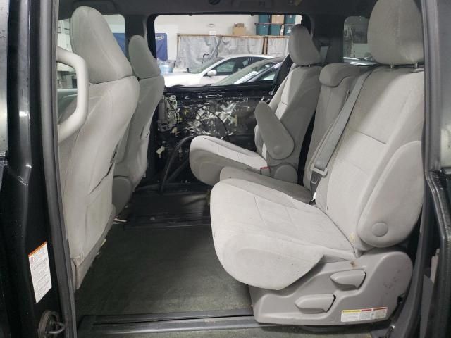 2017 Toyota Sienna LE