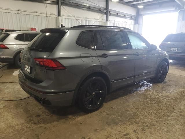 2024 Volkswagen Tiguan SE R-LINE Black