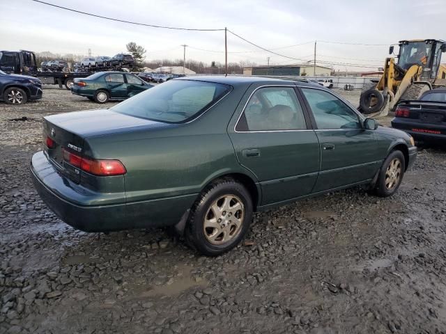 1999 Toyota Camry LE