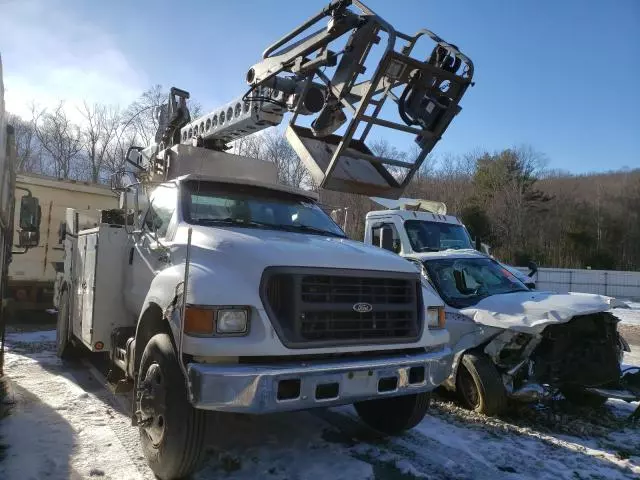 2000 Ford F750 Super Duty