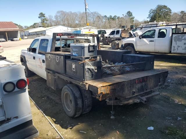 2007 Chevrolet Silverado Classic 3500 Crew Cab Flatbed Pickup TRU