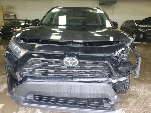 2019 Toyota Rav4 LE