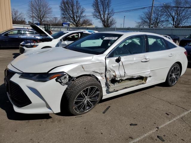 2019 Toyota Avalon XLE