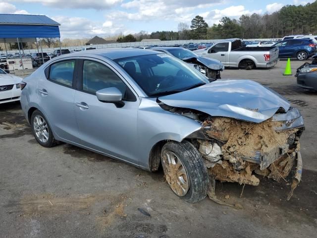 2017 Toyota Yaris IA