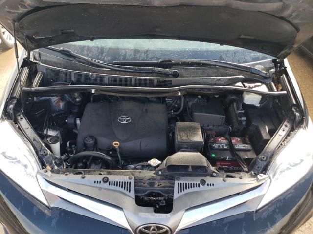 2019 Toyota Sienna XLE