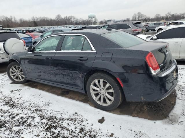 2019 Chrysler 300 Touring