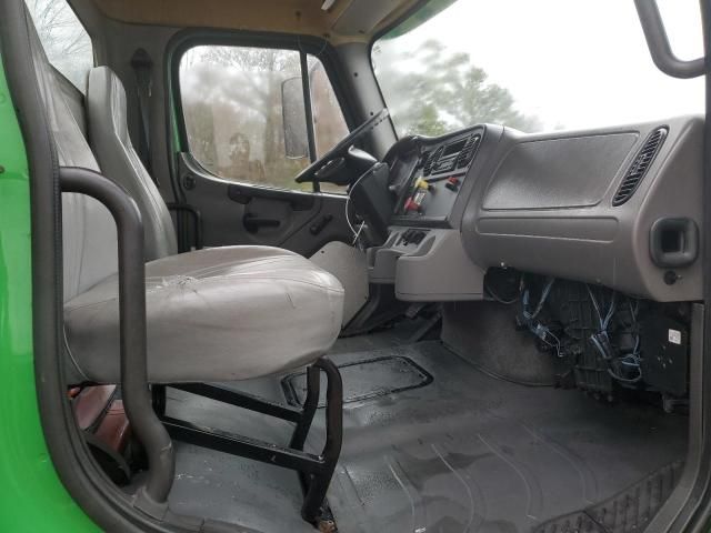 2007 Freightliner M2 106 Medium Duty