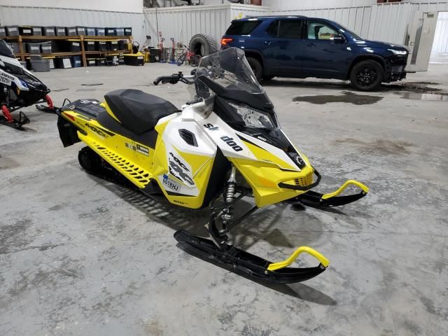 2017 Skidoo 2017 Skidoo MXZ