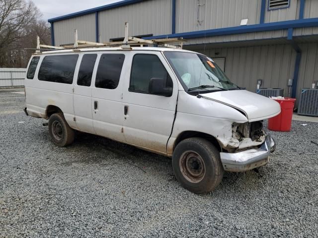 2004 Ford Econoline E350 Super Duty Wagon