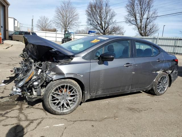 2022 Nissan Versa SR