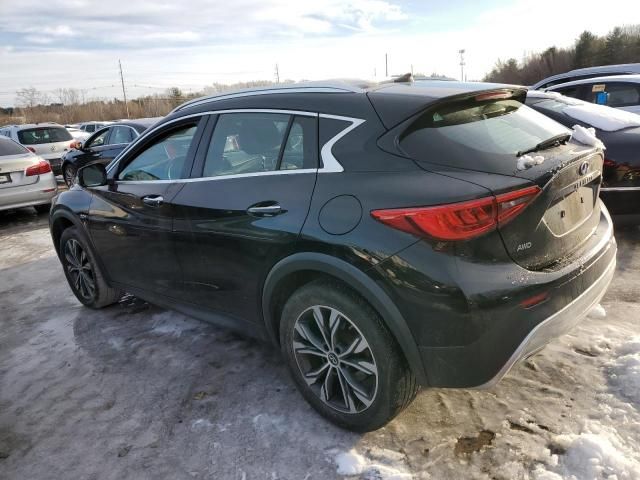 2017 Infiniti QX30 Base