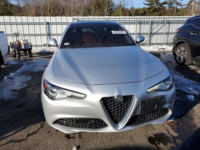 2017 Alfa Romeo Giulia Q4