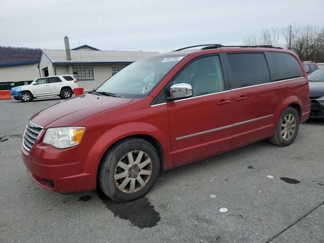 2010 Chrysler Town & Country Touring