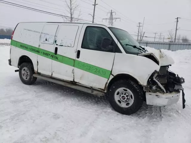 2017 GMC Savana G2500