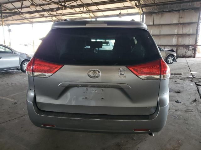 2012 Toyota Sienna LE