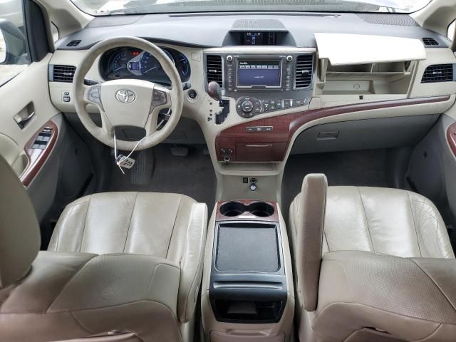 2011 Toyota Sienna XLE