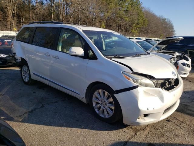 2015 Toyota Sienna XLE