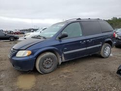 Carros salvage sin ofertas aún a la venta en subasta: 2005 Chrysler Town & Country