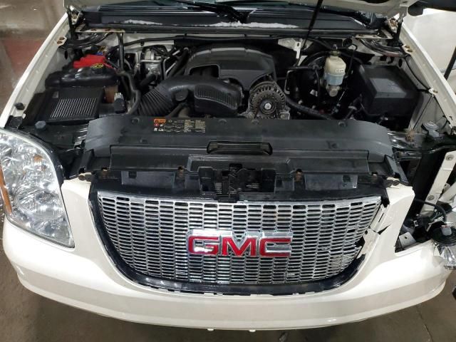 2013 GMC Yukon XL K1500 SLT