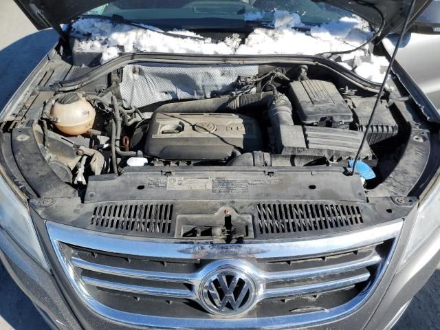 2010 Volkswagen Tiguan SE