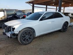 Carros salvage sin ofertas aún a la venta en subasta: 2019 Chrysler 300 Touring