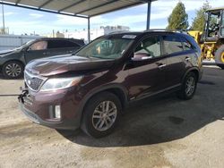 Carros salvage a la venta en subasta: 2015 KIA Sorento LX