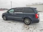 2014 Chrysler Town & Country Touring L