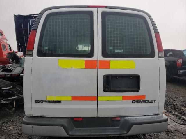 2000 Chevrolet Express G2500