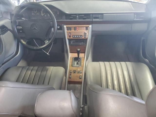 1992 Mercedes-Benz 300 E 2.6