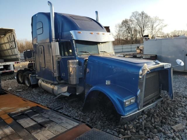 2005 Freightliner Conventional FLD132 XL Classic