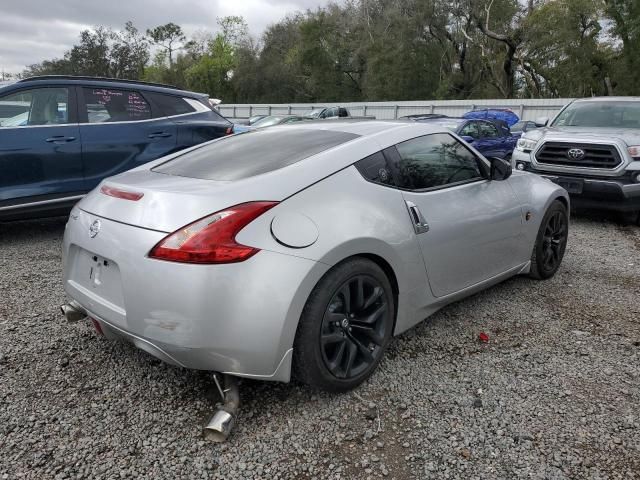 2017 Nissan 370Z Base