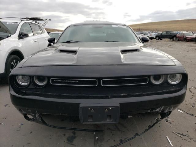 2017 Dodge Challenger SXT