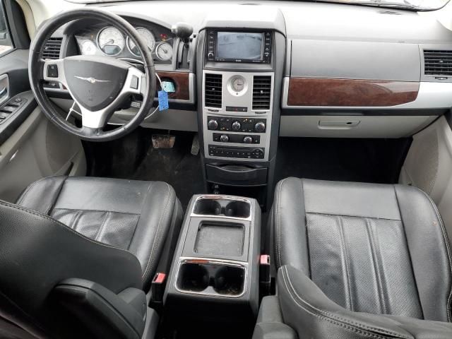 2010 Chrysler Town & Country Touring Plus