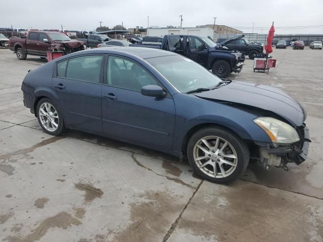 2005 Nissan Maxima SE