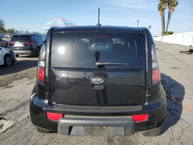 2011 KIA Soul +