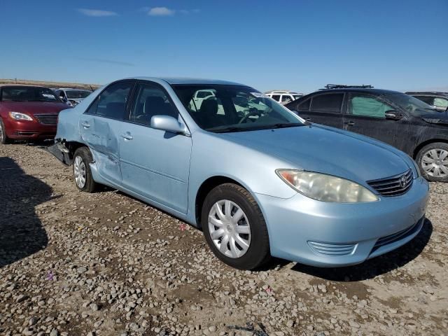 2005 Toyota Camry LE