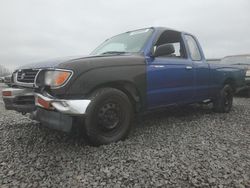 Salvage cars for sale at auction: 1995 Toyota Tacoma Xtracab