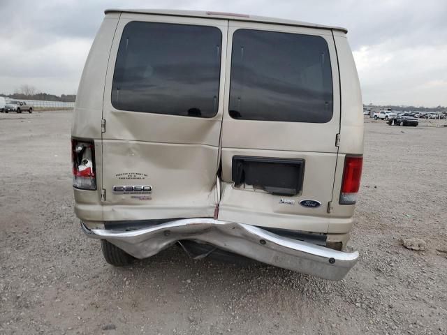 2011 Ford Econoline E350 Super Duty Wagon