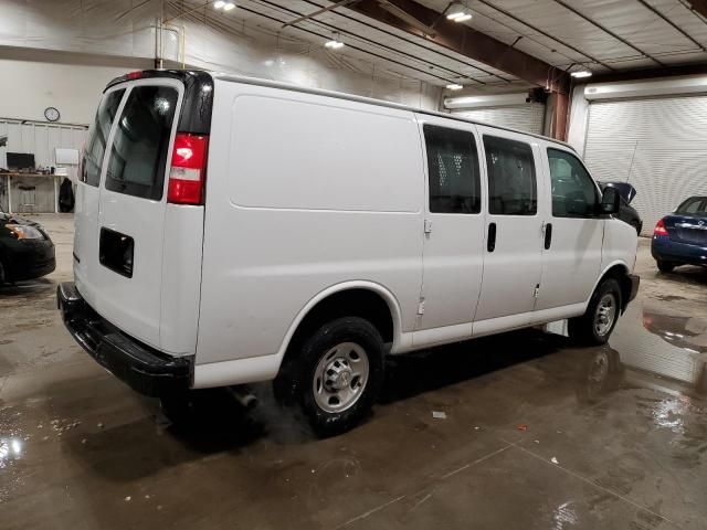 2022 Chevrolet Express G2500