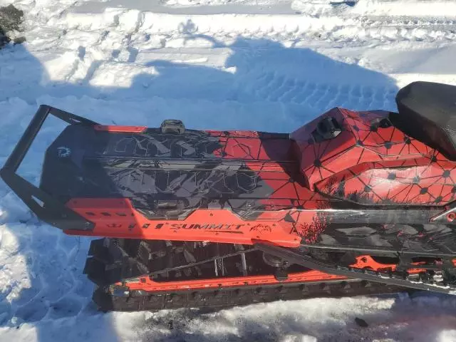 2021 Skidoo 2021 Skidoo Snowmobile