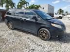 2014 Toyota Sienna XLE