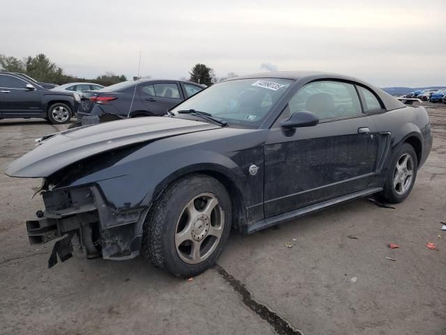 2004 Ford Mustang