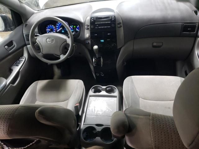 2010 Toyota Sienna CE