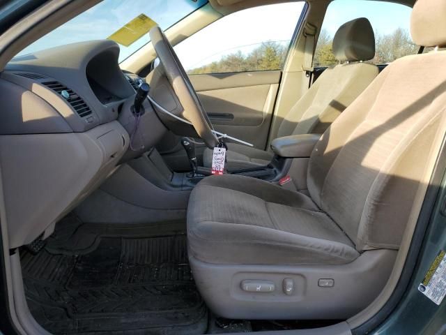 2005 Toyota Camry LE