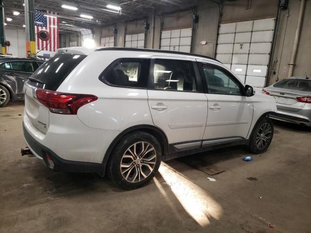 2016 Mitsubishi Outlander SE