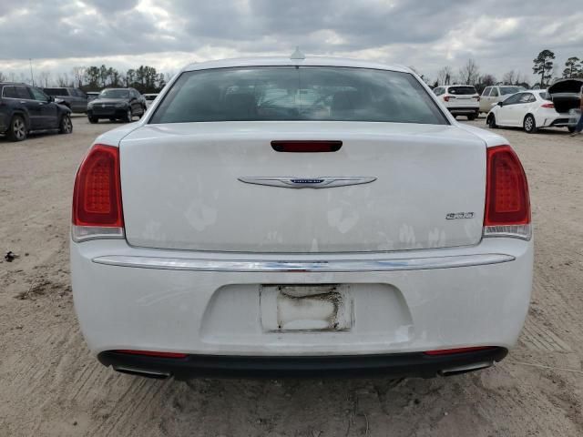 2019 Chrysler 300 Touring